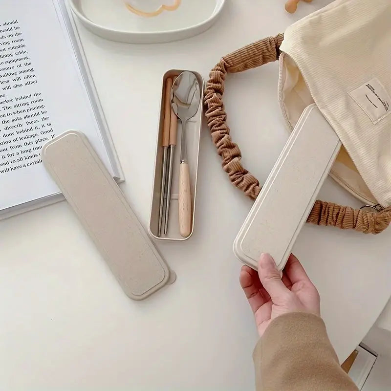 Stainless Steel Cutlery Set with Wooden Handles (1 Set)