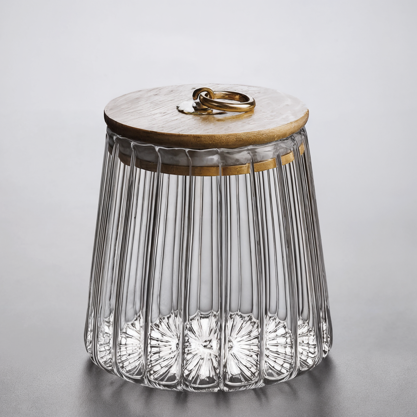 Dustproof Glass Storage Jar with Bamboo Lid