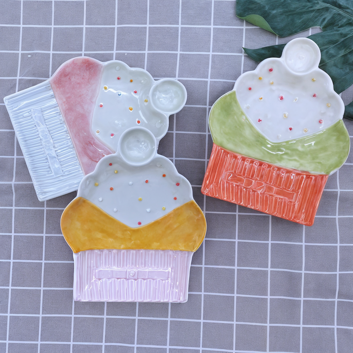 Creative Ceramic Breakfast Plate in Cake Shape